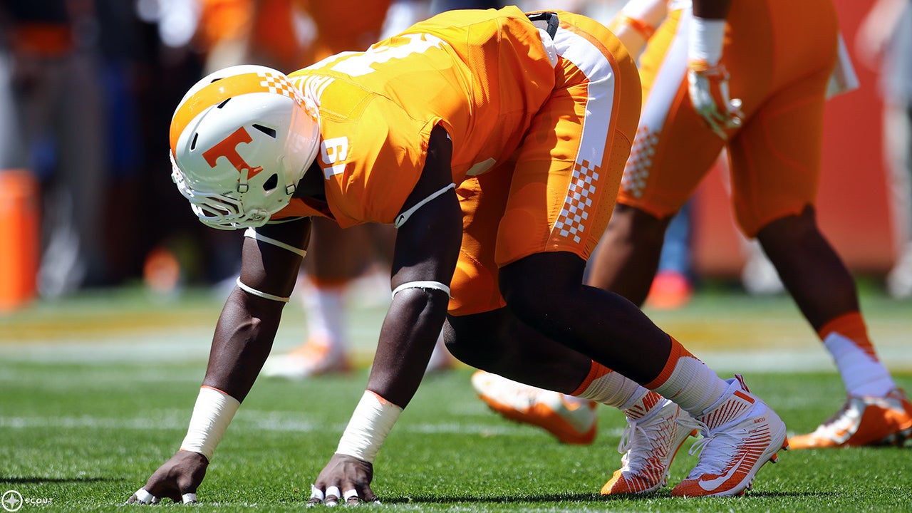 Senior Bowler Darrell Taylor Jr. foresees continuing Tennessee