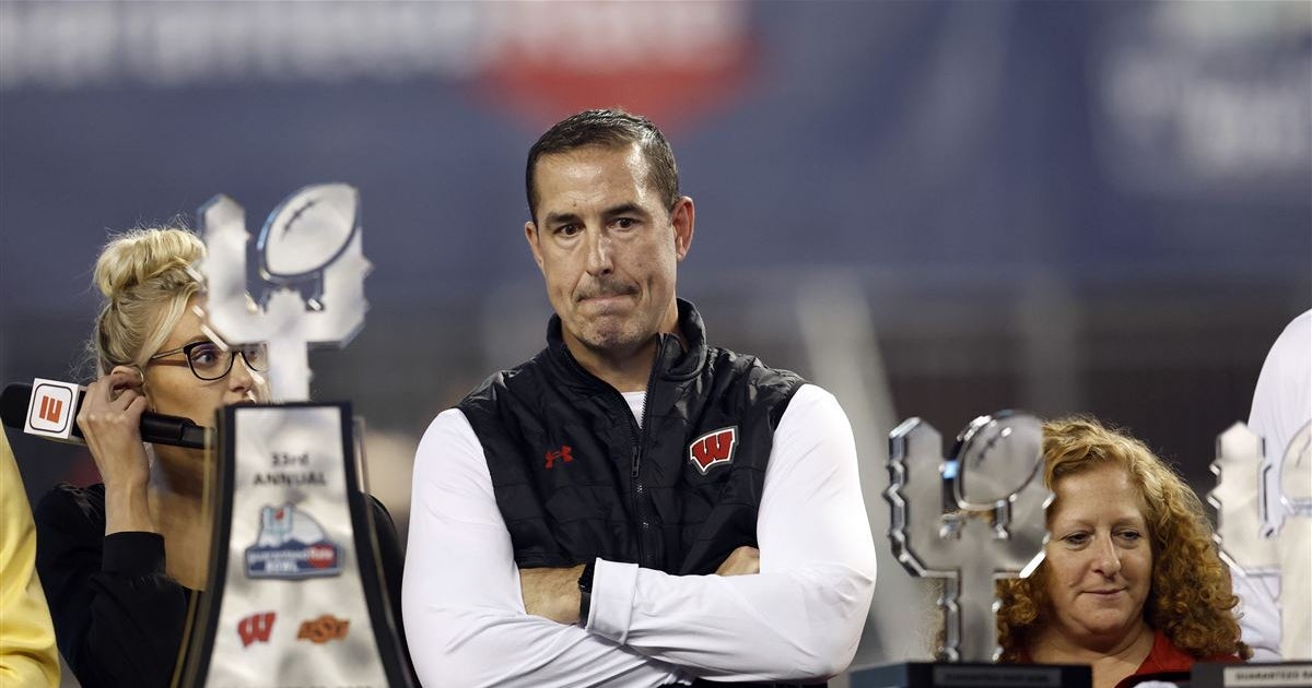 Wisconsin football landing SMU transfer QB Tanner Mordecai earns media