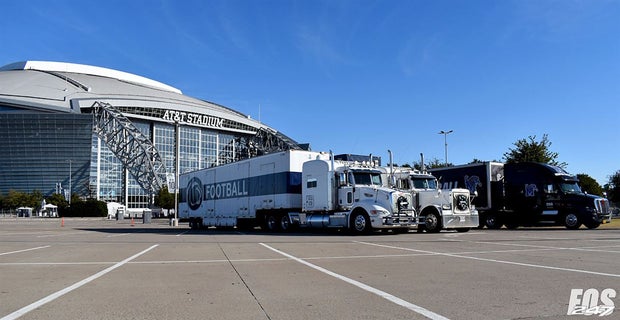 Paramount Press Express  “NFL ON CBS” SUPER BOWL SEASON FEATURES MARQUEE  NATIONAL GAMES, AFC'S STAR QUARTERBACKS AND HOLIDAY SHOWDOWNS