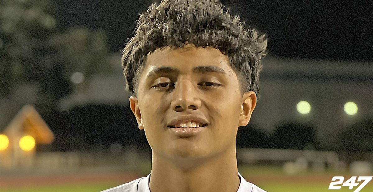 Rising 2025 Hawaii QB Jaron Keawe Sagapolutele Talks Husky Offer