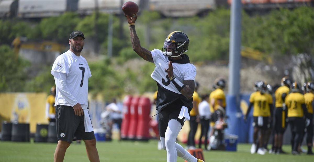 Dwayne Haskins signs with Steelers as he seeks NFL redemption