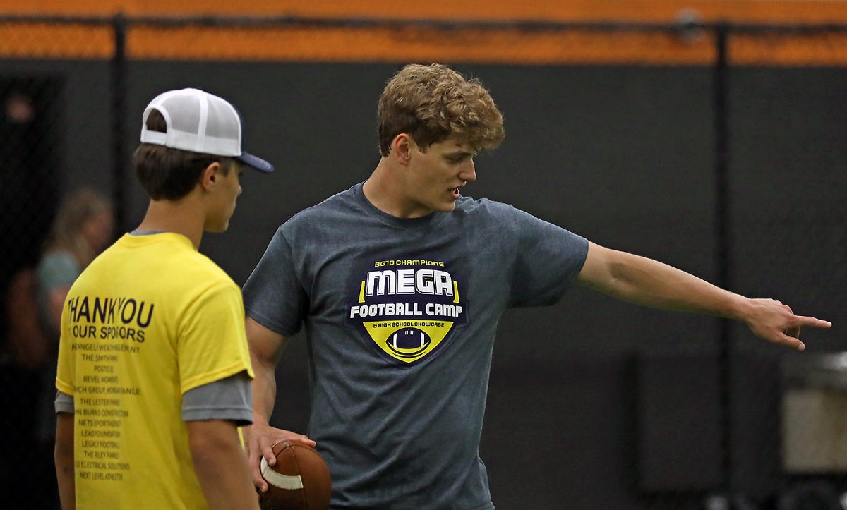 Michigan Wolverines commit J.J. McCarthy keeps eye on end goal, adjusts to  life away from home