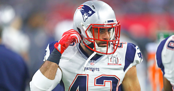 Nate Ebner Wins 2018 Ed Block Courage Award