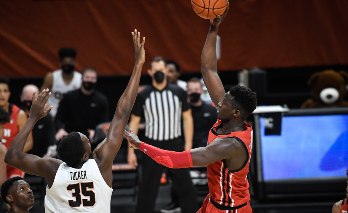 Utah basketball's Lahat Thioune has entered the NCAA transfer portal 