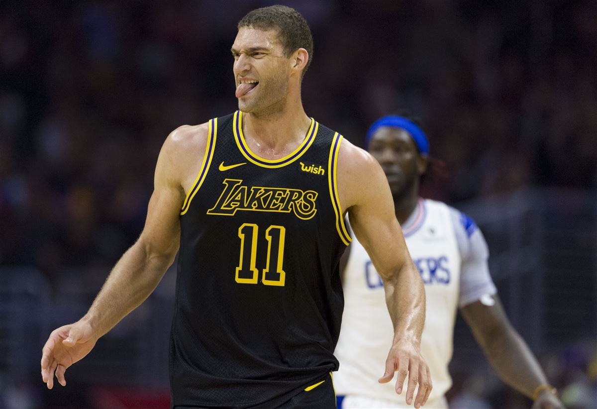 Los Angeles Lakers: Brook Lopez admits season was toughest