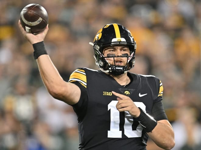 One of Iowa's top players won't play in bowl game