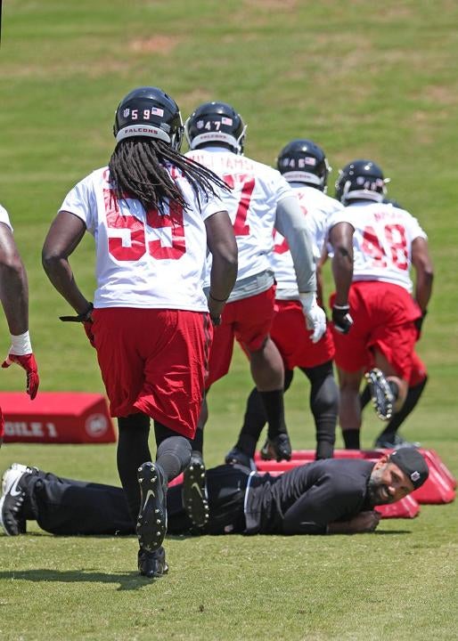 College coach: Falcons De'Vondre Campbell will grow into role - ESPN -  Atlanta Falcons Blog- ESPN