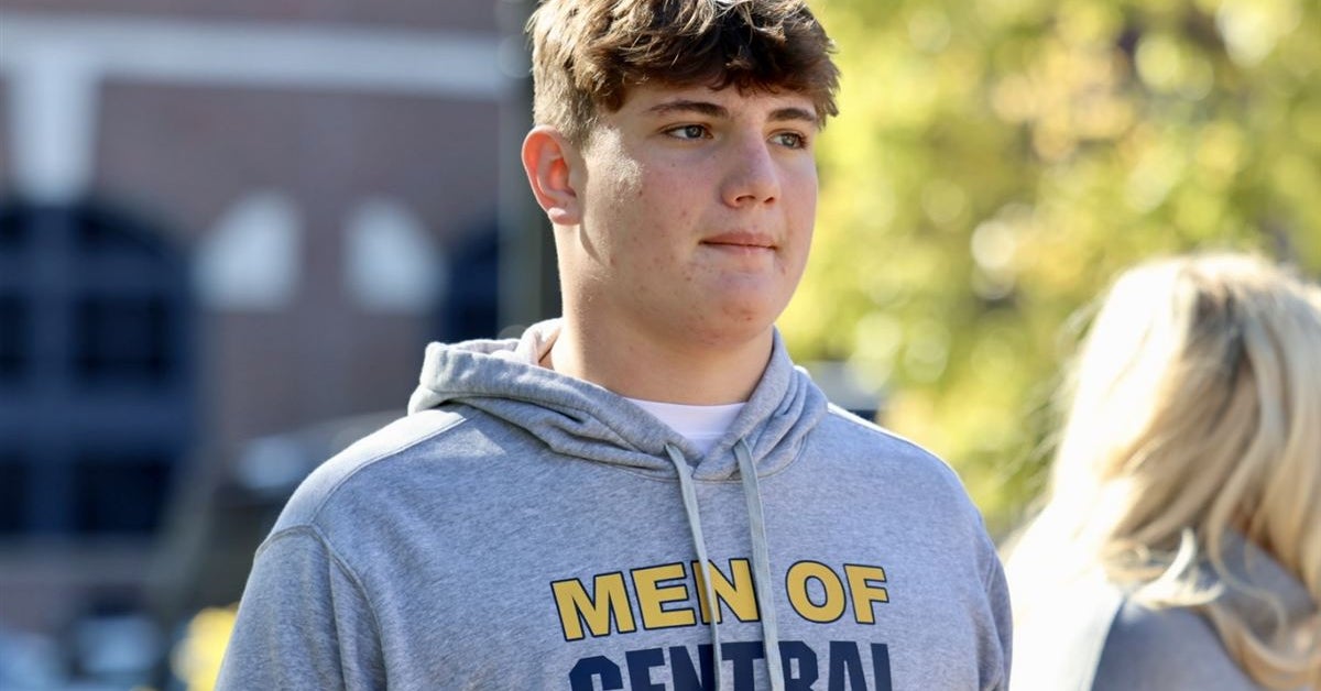 https://s3media.247sports.com/Uploads/Assets/227/770/12770227.jpeg?width=1200&height=628&crop=1.91:1&fit=cover