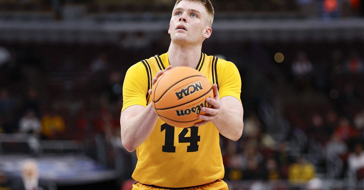 Iowa Basketball: Bennett Stirtz and the NBA Draft Process
