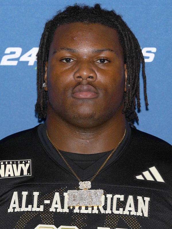 Deven Robertson athlete image