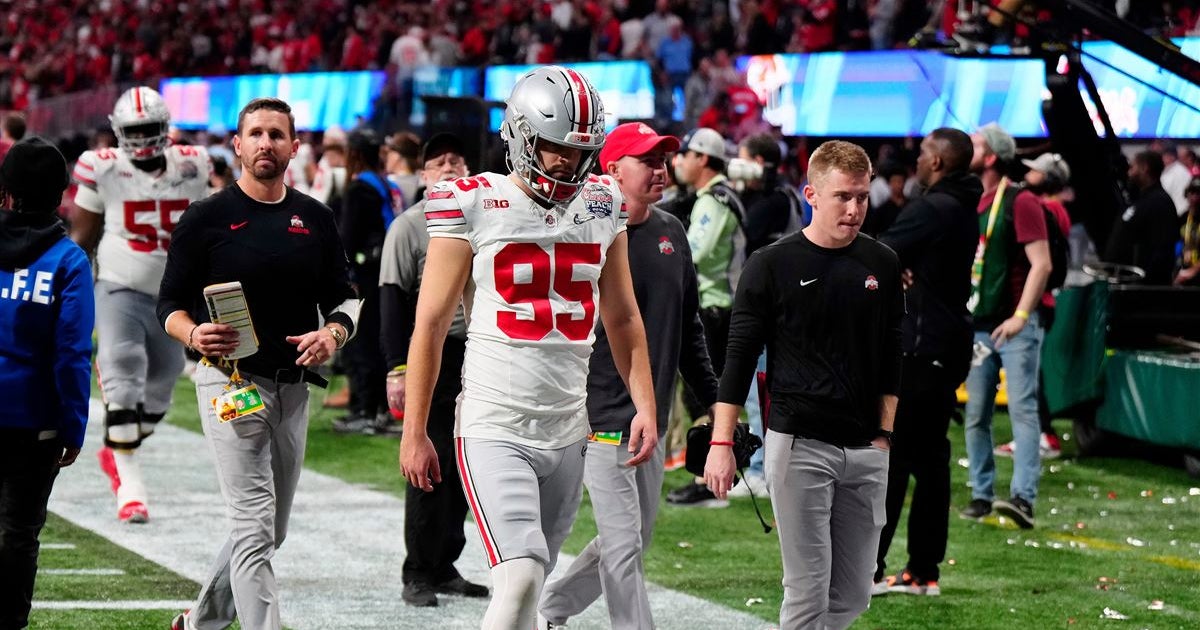 Ohio State kicker Noah Ruggles' mother sends message after missed field