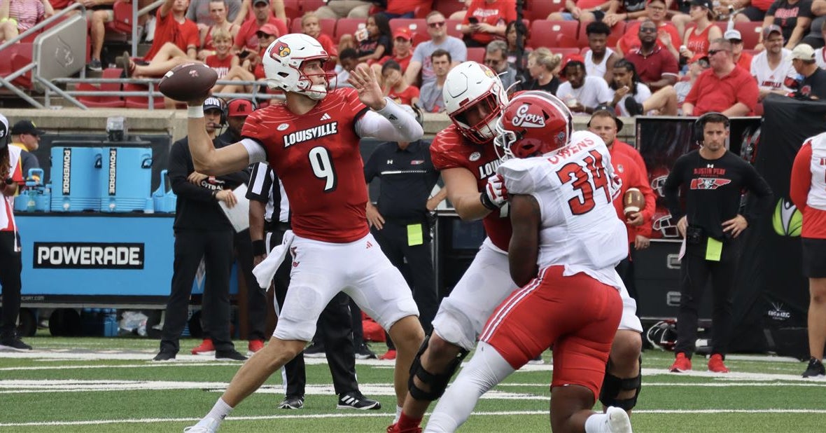 Quarterback Tyler Shough shines in his Louisville debut