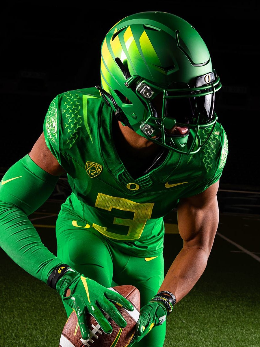 First Look: Oregon&#039;s new 2021 football uniforms
