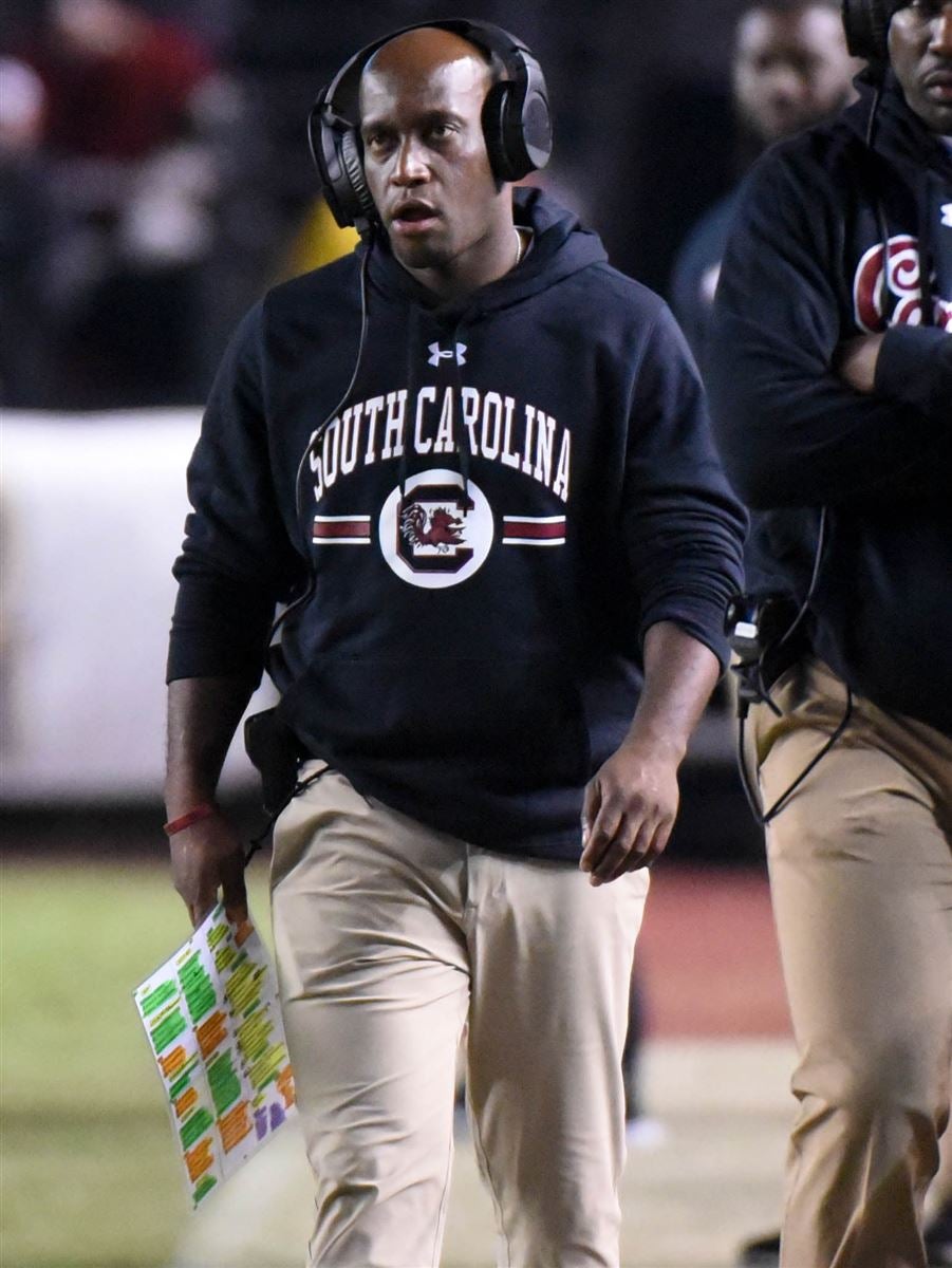 Home Run Hire: Meet Cornerbacks Coach Travaris Robinson - Roll 'Bama Roll