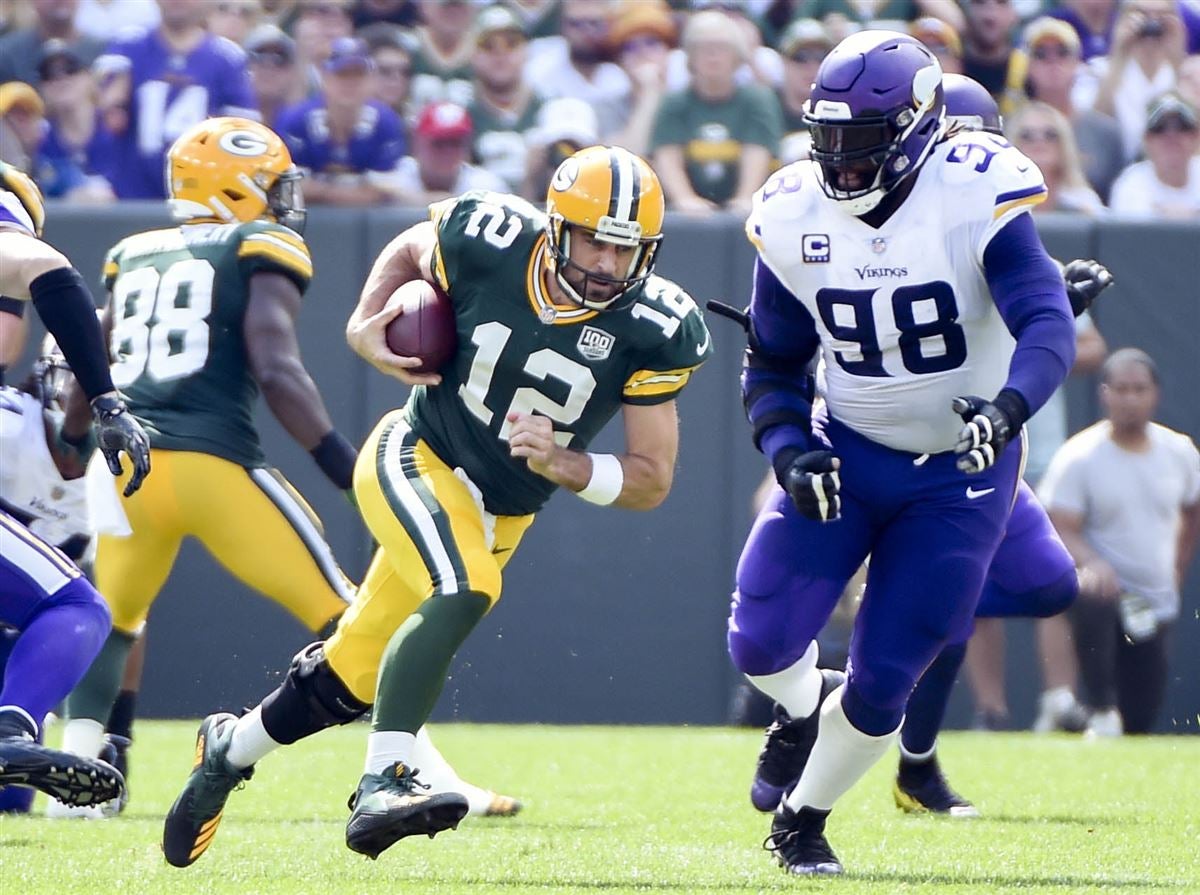 NFC North: Minnesota Vikings, Green Bay Packers tie, 29-29