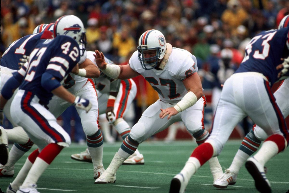 It's time for Bob Kuechenberg to rep Miami Dolphins in the Hall of Fame