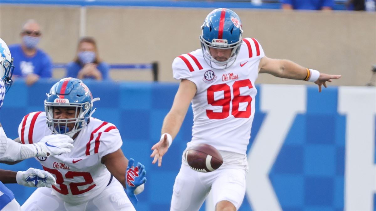 SEC Preview: Ole Miss looks to improve as Bolden runs behind