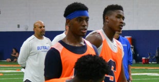 WR Anthony Queeley Commits to Syracuse WR Anthony Queeley Commits to Syracuse