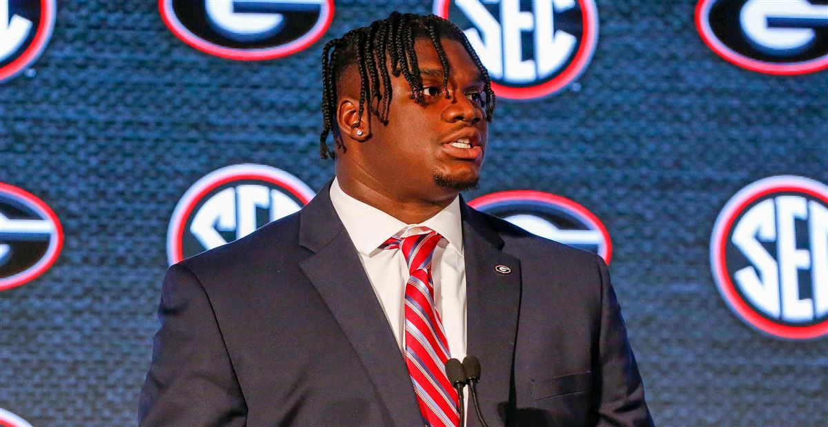 Jordan Davis Wins Chuck Bednarik Award - Sports Illustrated Georgia  Bulldogs News, Analysis and More