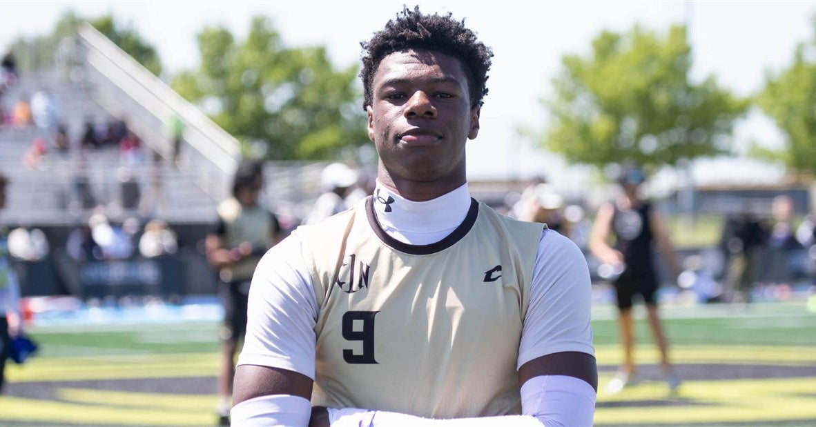 Newly offered safety locks in official visit with Ohio State