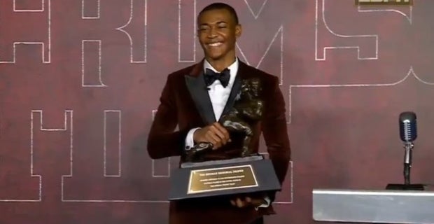 DeVonta Smith is awarded 2020 Heisman Trophy