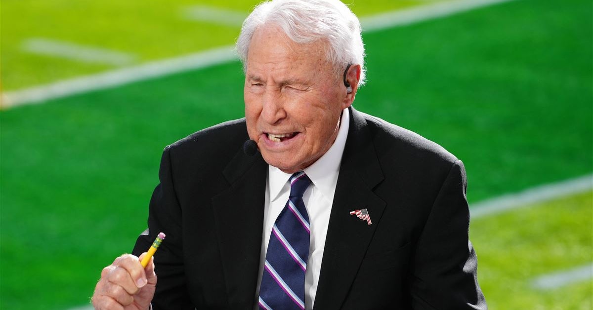 Lee Corso to retire from 'College GameDay' after Week 1 of 2025 season