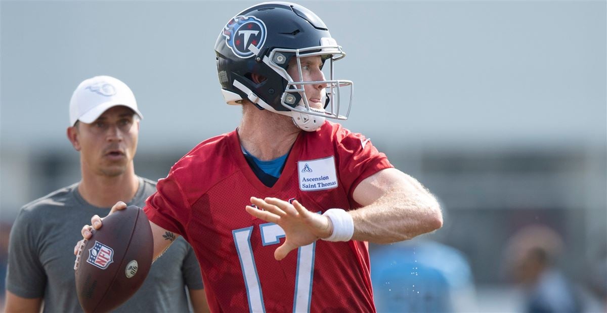 Several fights break out in ugly Buccaneers-Titans joint practice