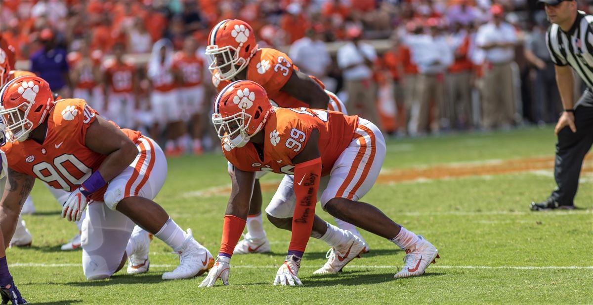 PFF on X: Clelin Ferrell headed to Oakland at Pick 4 after increasing his  overall and pass-rushing grade in each of the past three seasons with  Clemson. #NFLDraft  / X