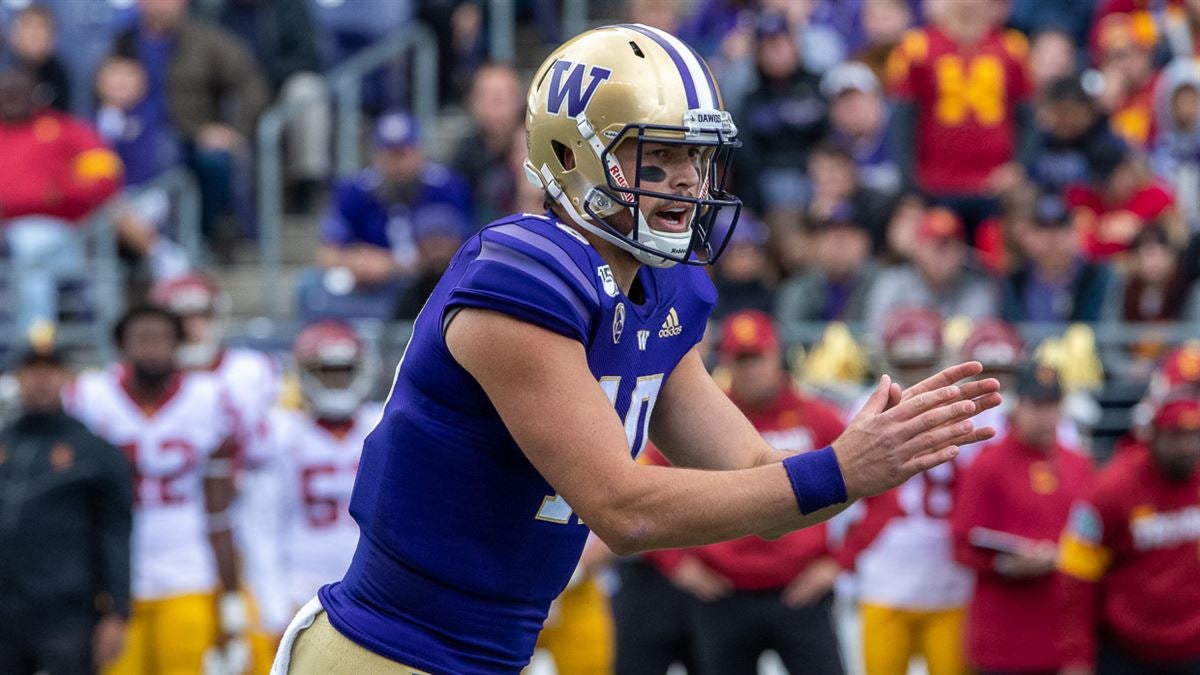 Seattle Seahawks - Congratulations to Jacob Eason of Lake Stevens High  School (Lake Stevens, WA) on earning this year's #GatoradePOY as the  nation's top player! Good luck at Georgia Bulldogs next year!