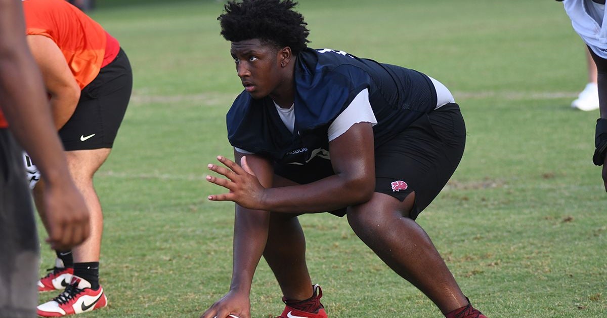 Auburn offer a big one for in-state 2028 OL prospect