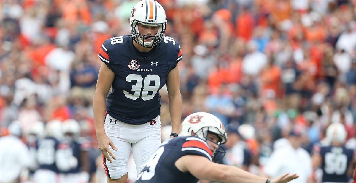 Former Colorado Springs, Auburn kicking star Daniel Carlson brings high  hopes to Minnesota Vikings, Sports