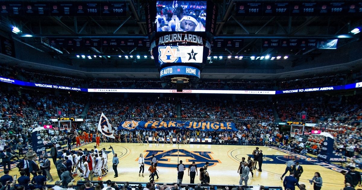 Former Auburn basketball coach Bob Davis dies at 93