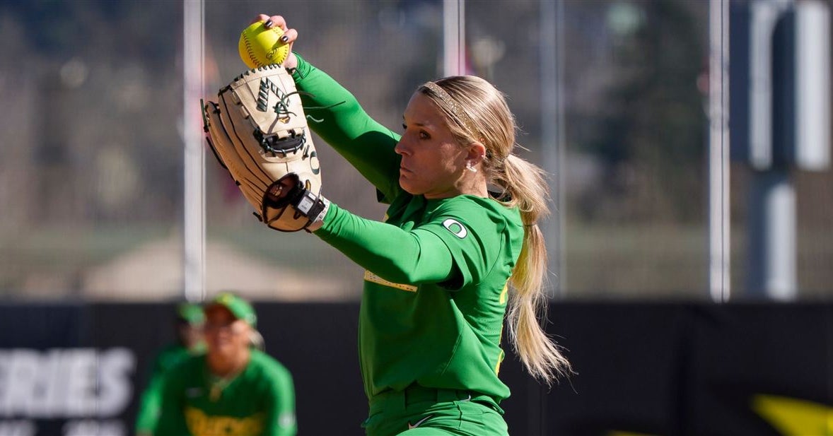 Ducks Drown Boilermakers 6-0: Grein's Masterclass Kicks Off Midwest Domination