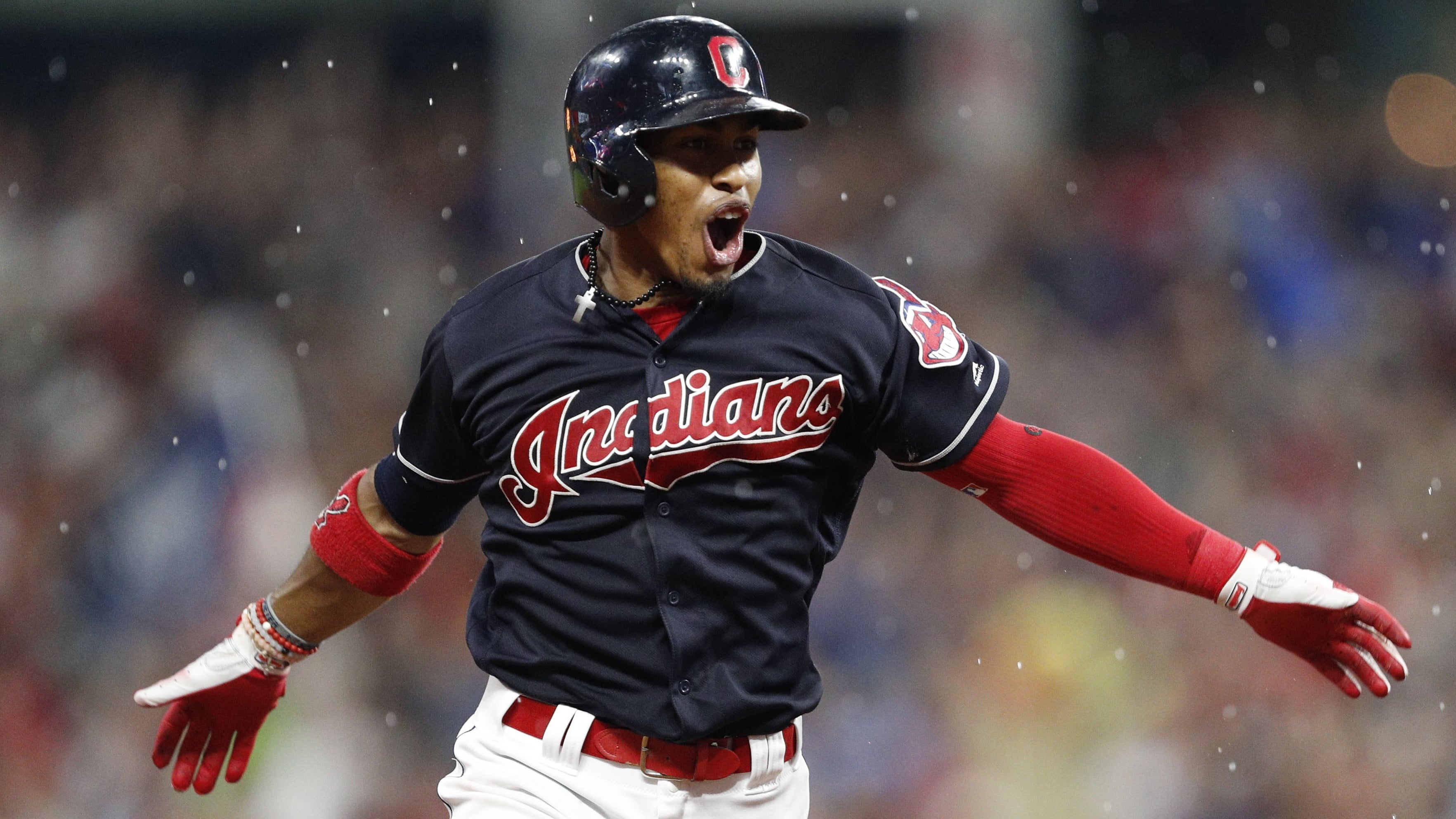 Francisco Lindor spends rare day off playing baseball with kids