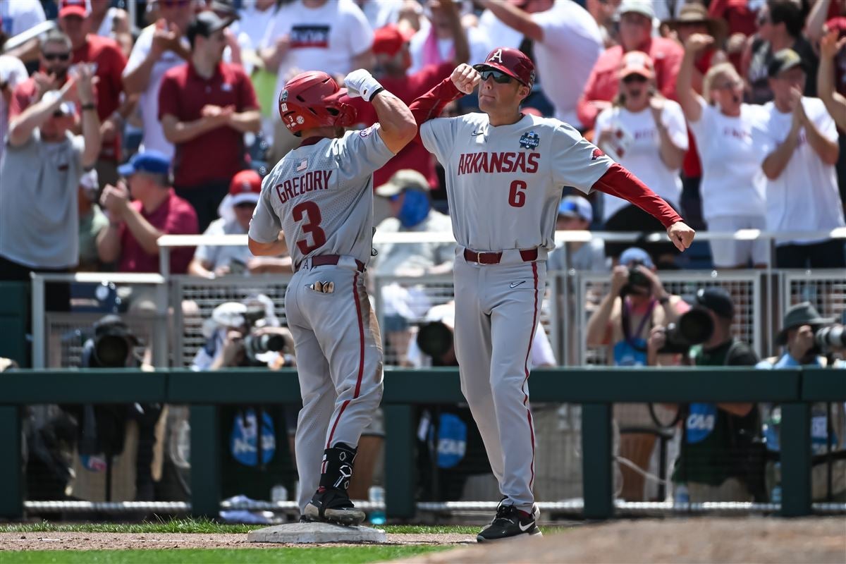 LIVE UPDATES: Arkansas-Omaha Baseball