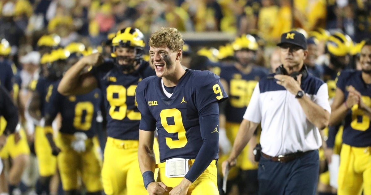 Michigan football J.J. McCarthy had 'good game,' made 'impressive