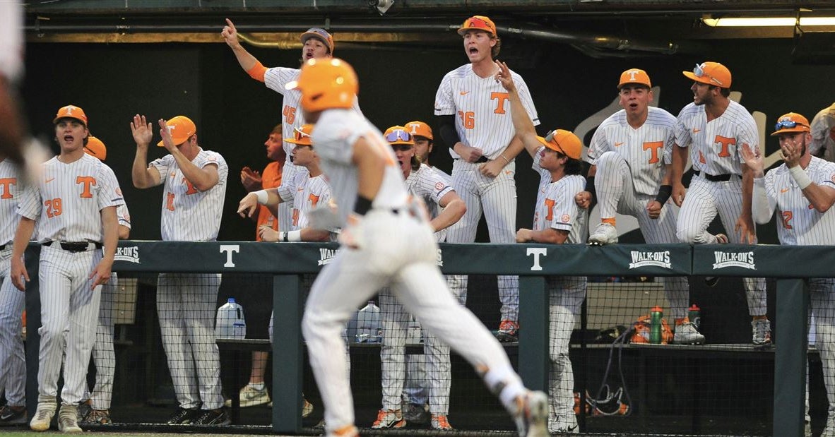 No. 1 Tennessee baseball beats Vanderbilt in series opener