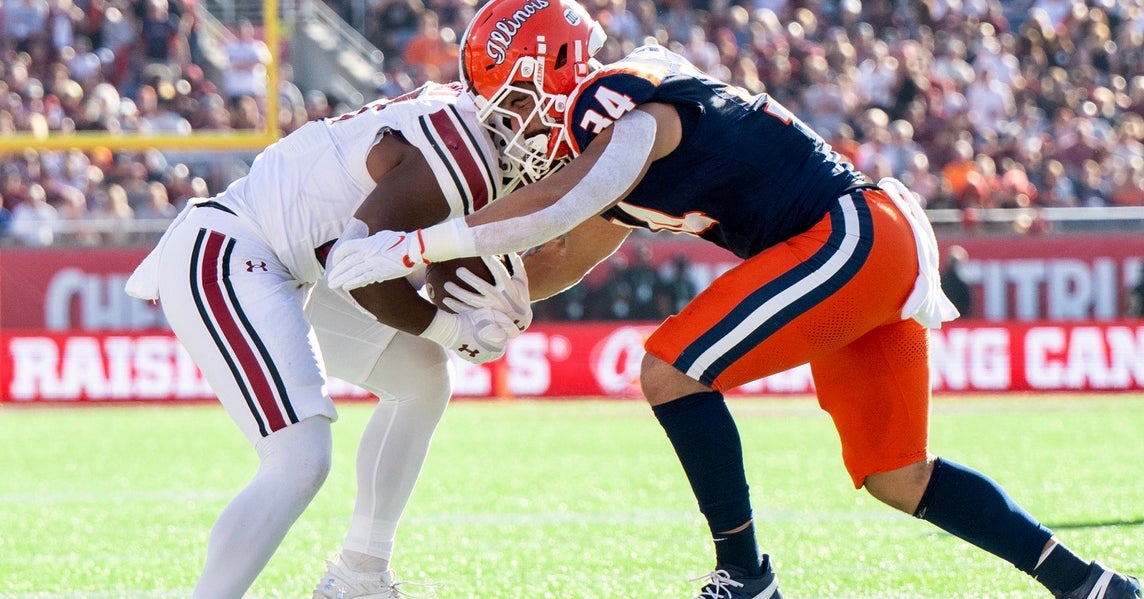 Illini clip Gamecocks 21-17 in heated Citrus Bowl win