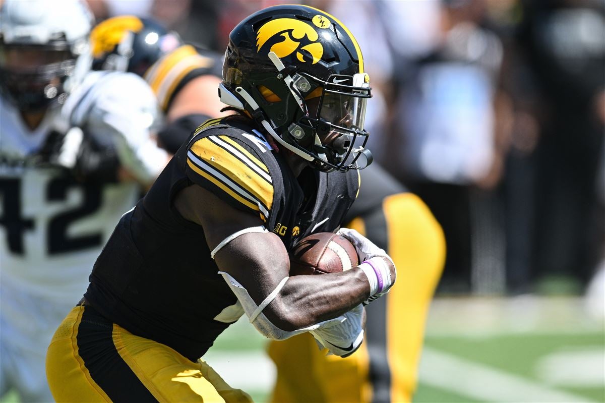 Iowa Football: Trio of Hawkeyes in CBS Sports' top 100 NFL players