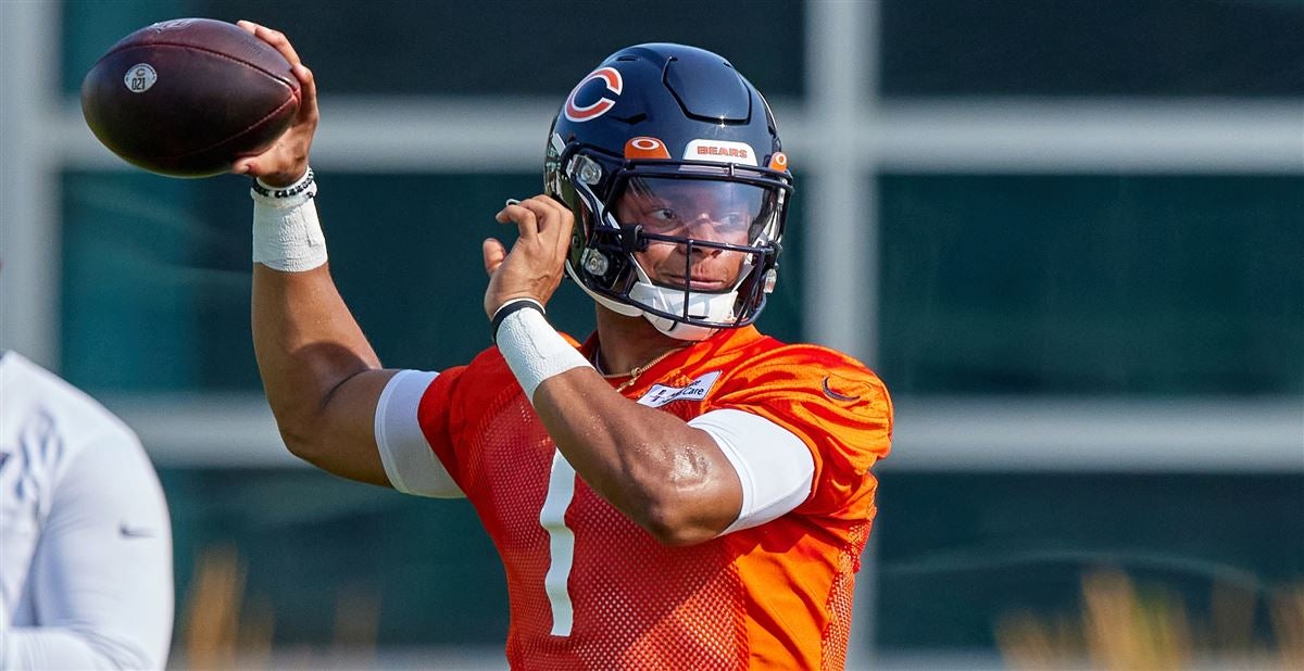 Matt Nagy Makes Justin Fields No. 1 Bears Quarterback, Chicago News