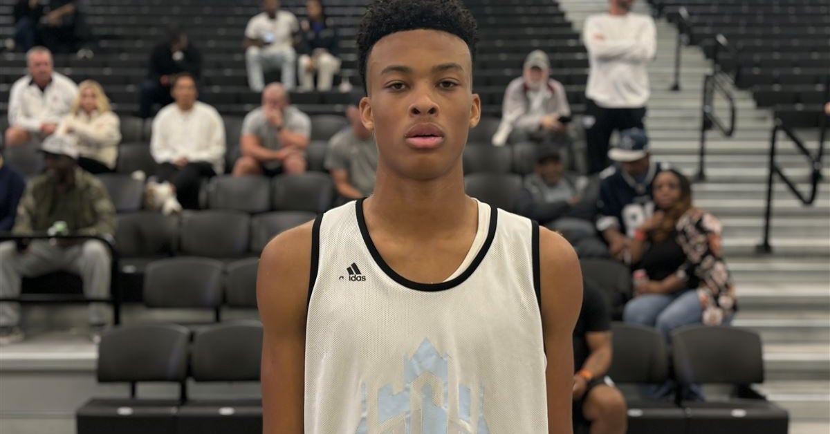 Sophomore wing Ryan Hampton will take an unofficial visit to LSU