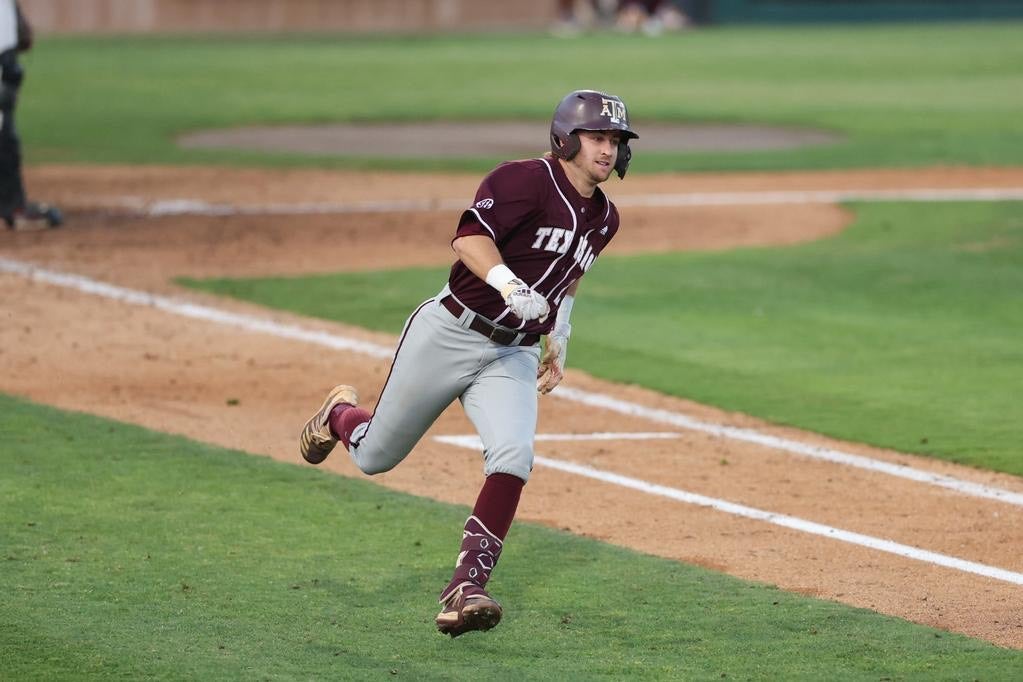 NCAA Tournament Clutch hitting from Hunter Haas lifts Texas A&M