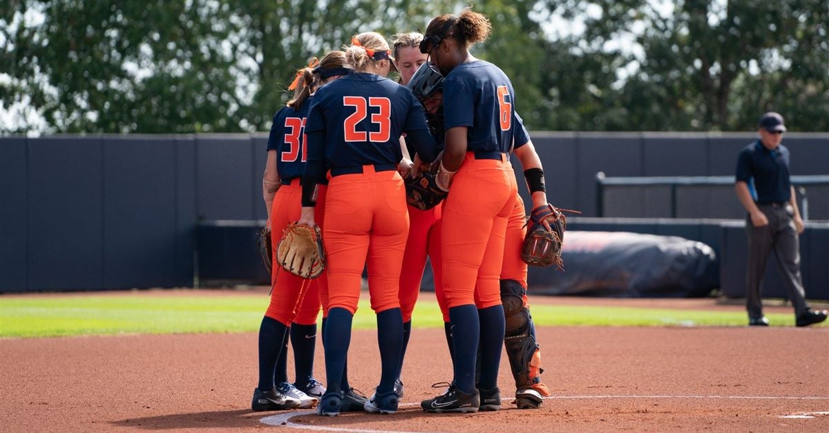 2024 Illinois softball preview After underwhelming season, will the newlook Illini flip the