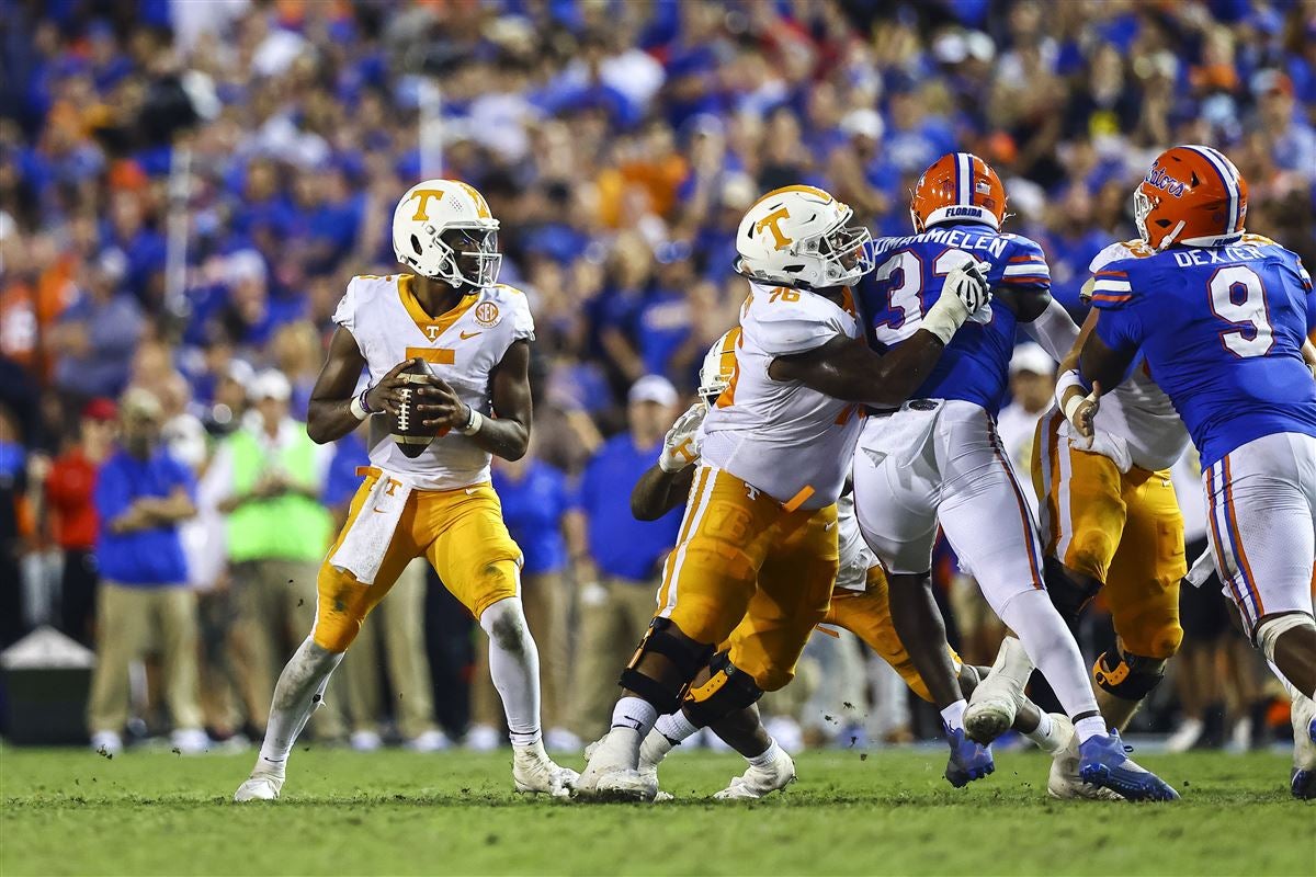 College football predictions for Week 4: Clemson at Wake Forest, Tennessee  vs. Florida headline 10 big games