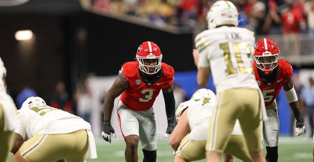 PHOTOS: Georgia football holds off Georgia Tech in rivalry victory