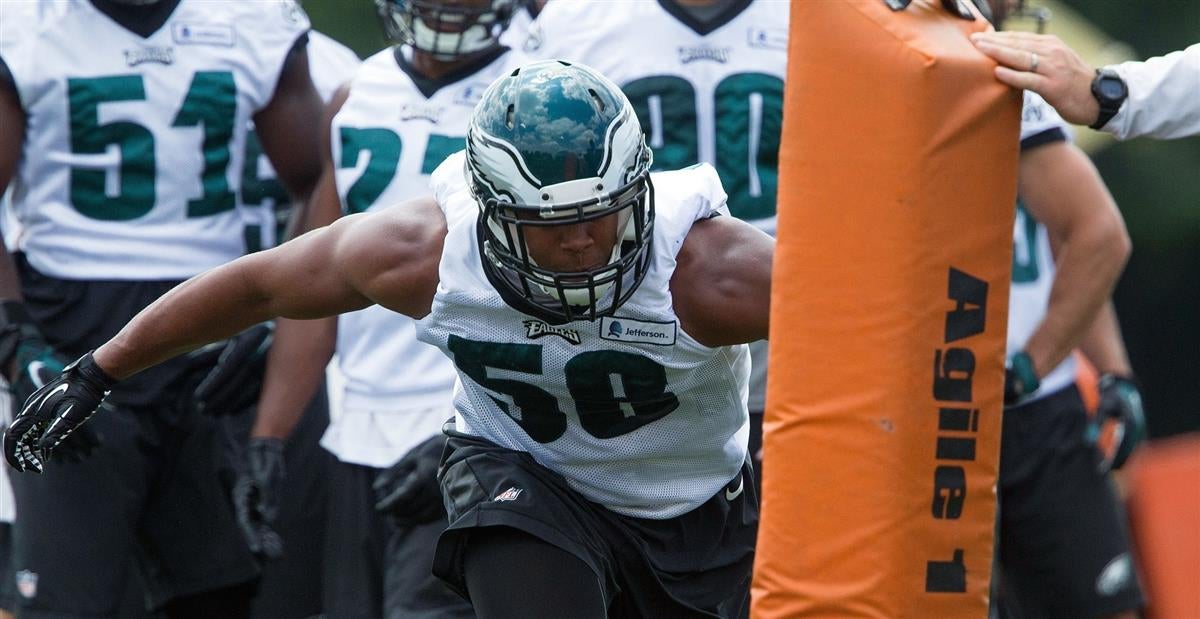 Eagles' Jordan Mailata may change 'barefoot routine' for Super Bowl