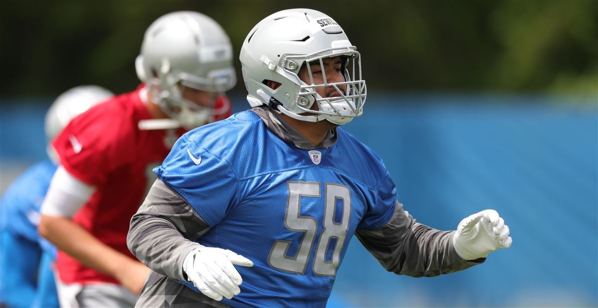 Detroit Lions rookie T Penei Sewell holding his own against league's top  rushers