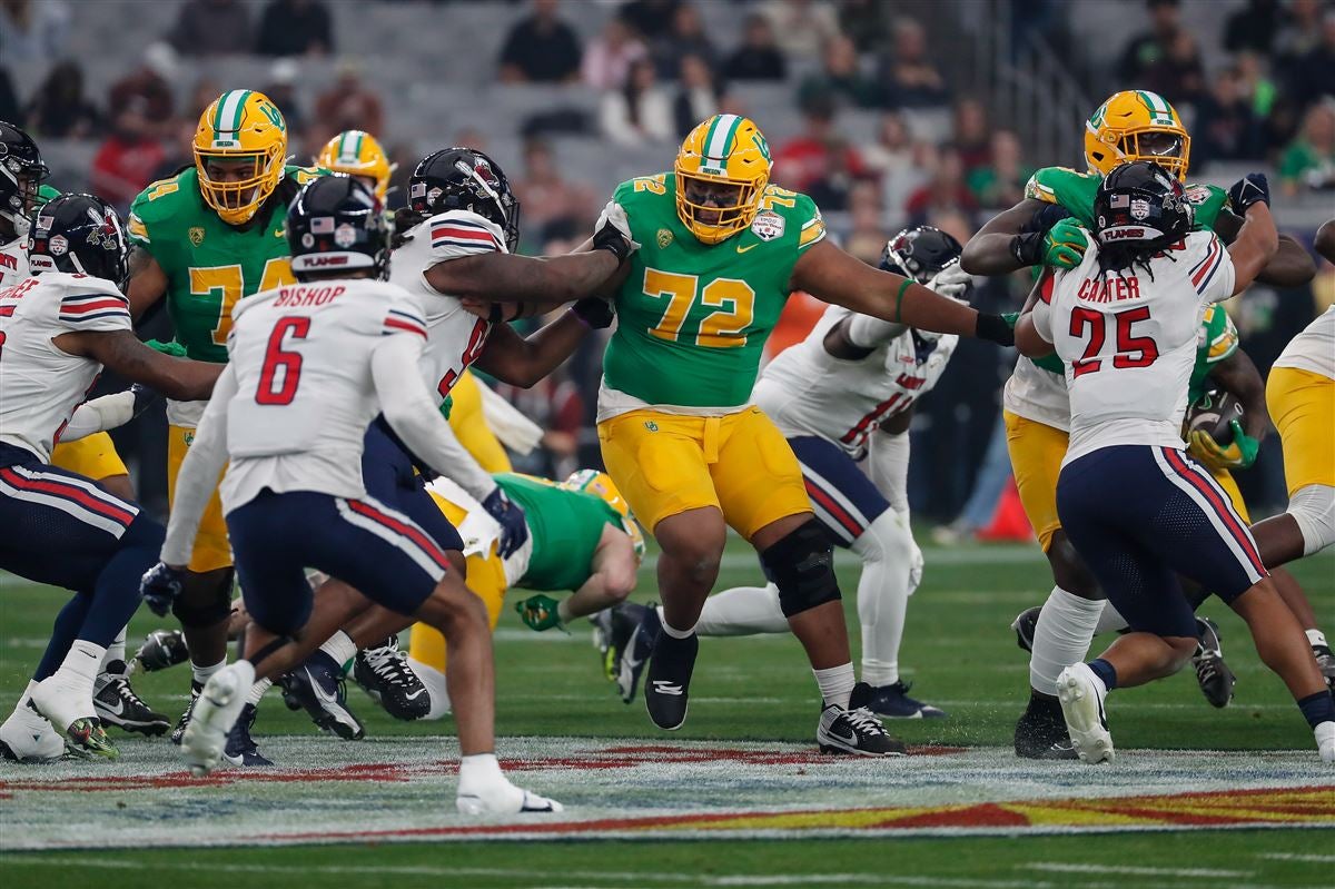 Oregon OL Iapani Laloulu on first career start in Fiesta Bowl: 'I've ...