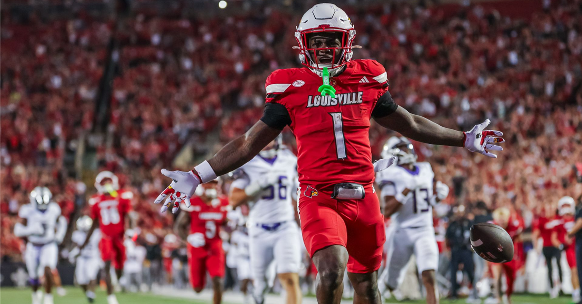Jeff Brohm on Isaac Brown Sitting Out: 'We Just Have to Get Him a Little Healthier'