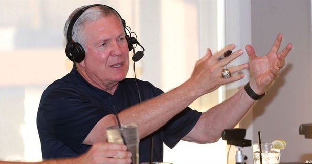 Mack Brown Live: Finding an Identity